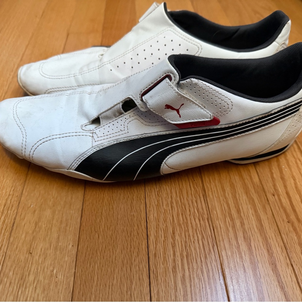 Puma Men's White, Black, and Red Sneakers